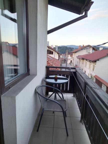 Djolevi Guesthouse Добринище Екстериор снимка